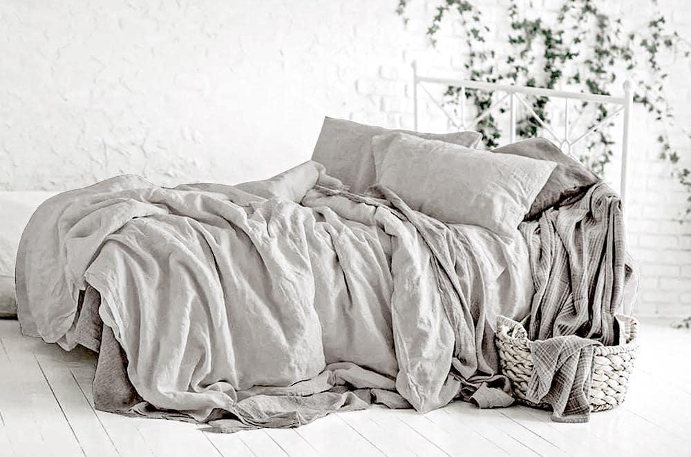 MOONQUAKE GREY LINEN BEDSHEET SET - Image 2