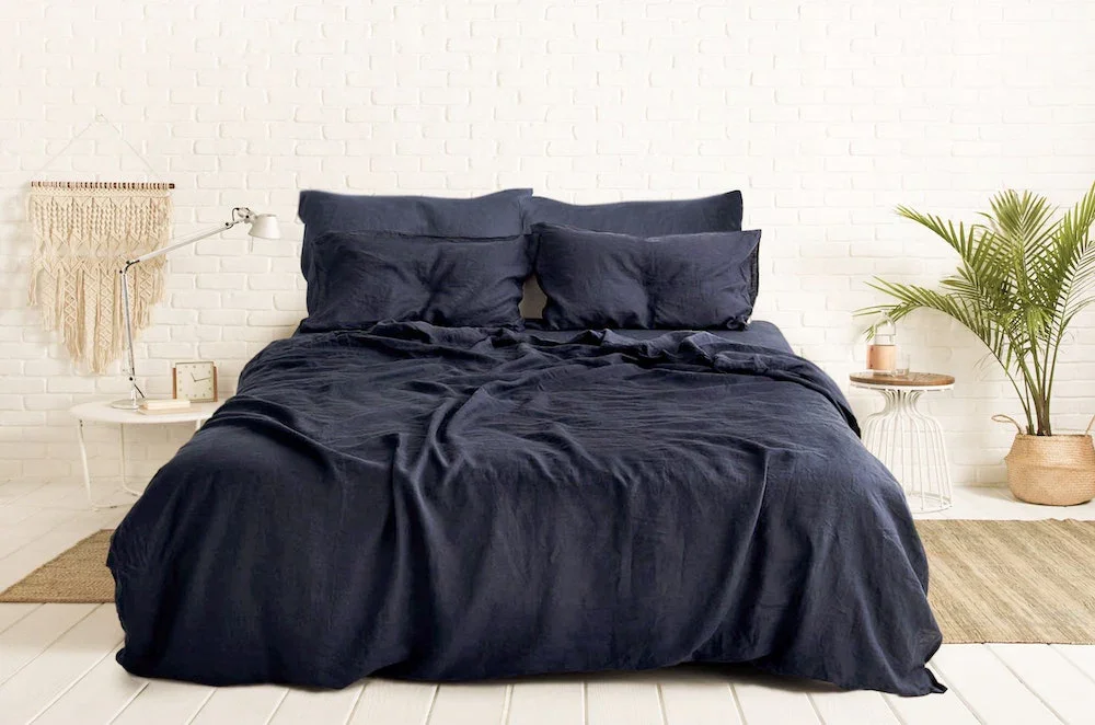 INK - NAVY BLUE LINEN BEDDING SET - Image 3