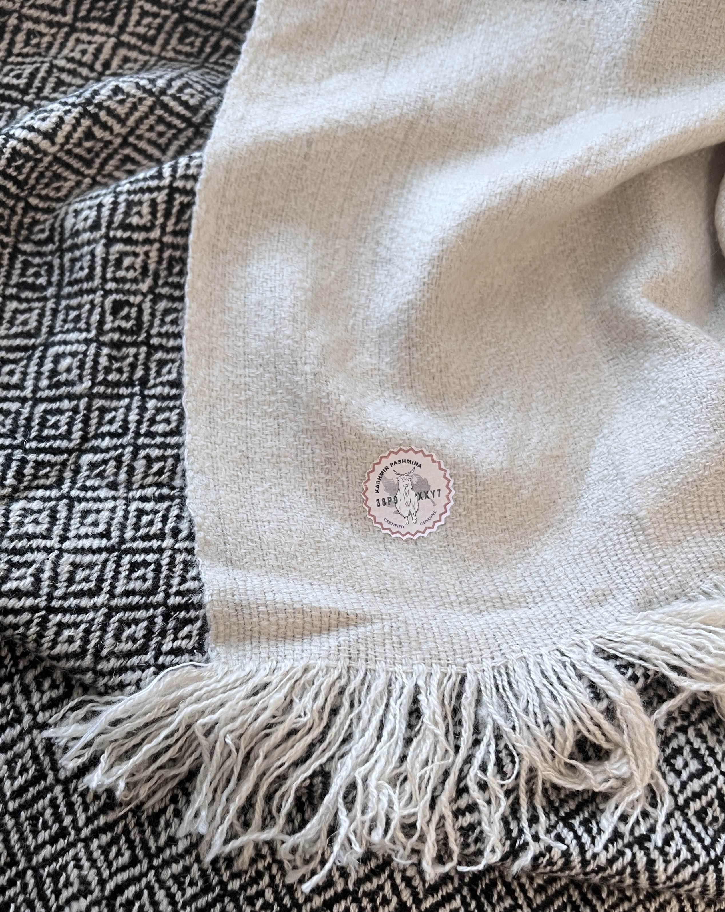 EDIT Ø1D - PURE PASHMINA DIAMOND SERIES - Image 5